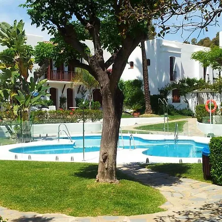 - Primera Linea De Playa Y Solarium Jo3 Apartment