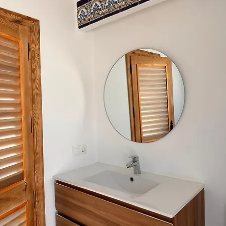 - Primera Linea De Playa Y Solarium Jo3 Estepona