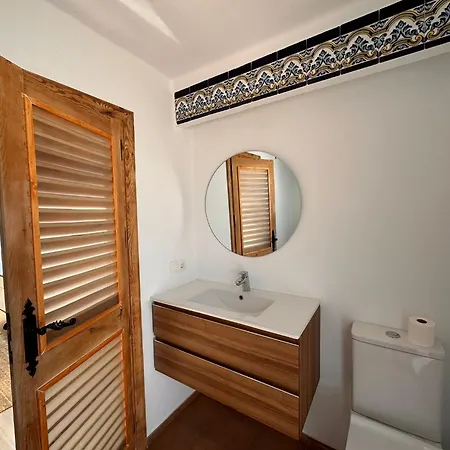 - Primera Linea De Playa Y Solarium Jo3 Apartman Estepona